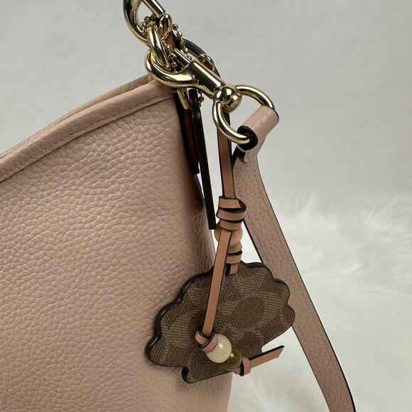 Coach Laurel Shoulder Bag Crossbody With Shell Charm In Gold/Cream/Tan CBH81 NWT - Picture 9 of 9
